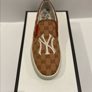 Gucci GG Canvas NY Yankees Patch Slip On Sneakers